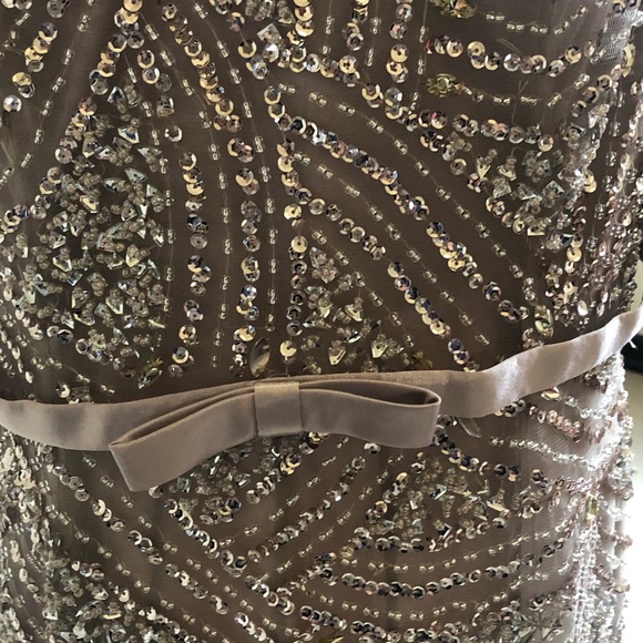 Beautiful Dress π π - Picture 4 of 8